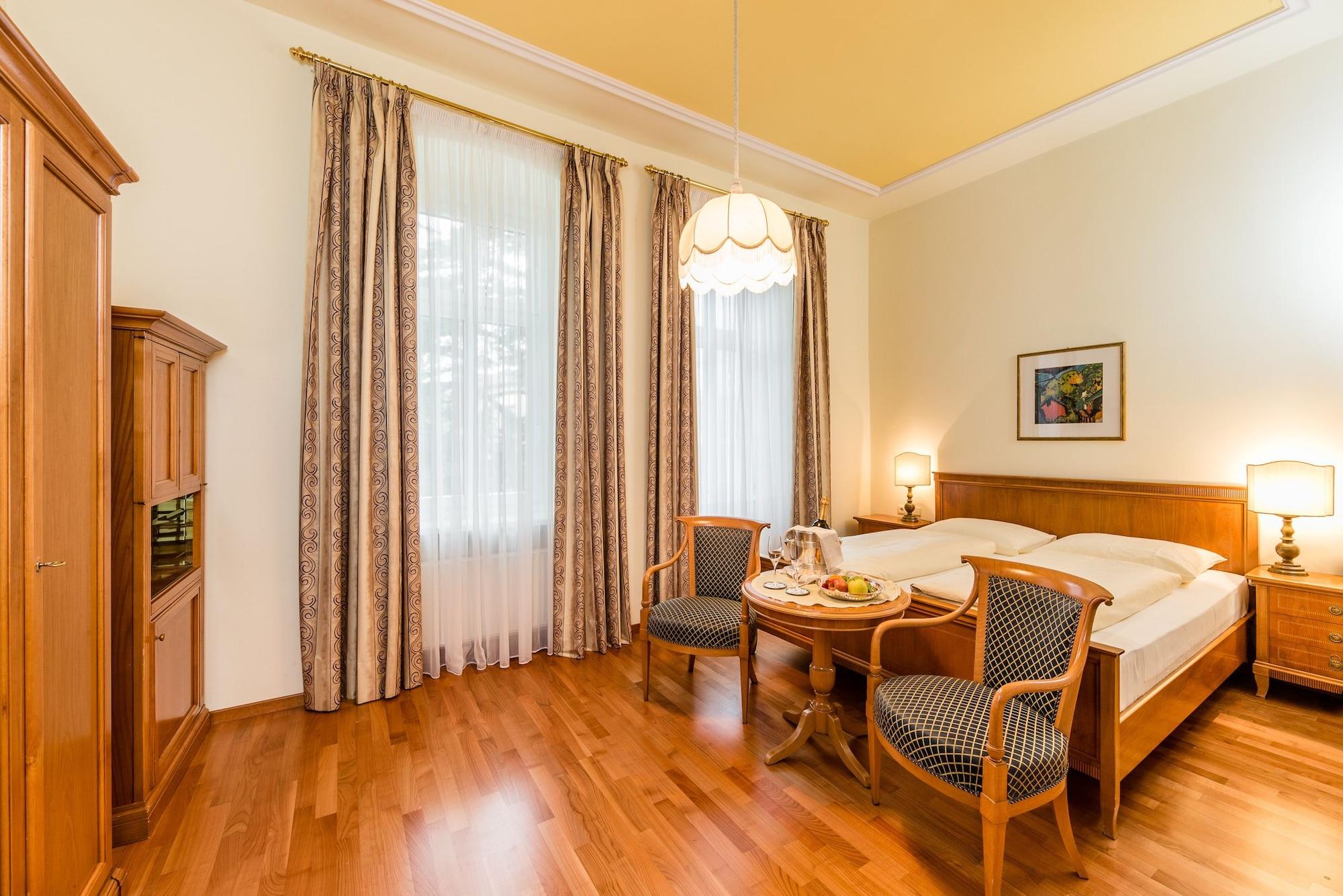 Villa Bavaria Merano Luaran gambar